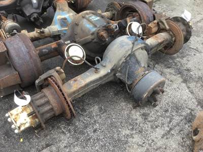 Eaton-Spicer 17060S Rear Axle Assembly