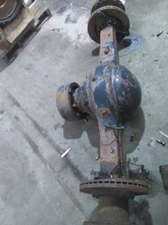 Eaton-Spicer 17060S Rear Axle Assembly