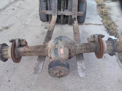 Eaton-Spicer 17060S Rear Axle Assembly