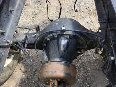 Eaton-Spicer 17060S Rear Axle Assembly