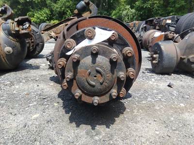 Eaton-Spicer 17060S Rear Axle Assembly for a International 4300