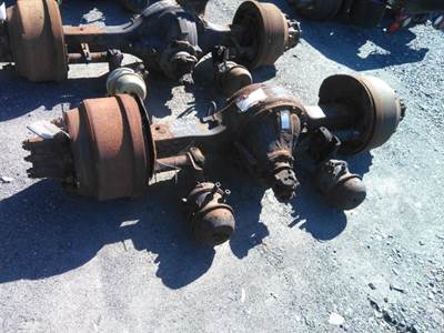 Eaton-Spicer 17060S Rear Axle Assembly