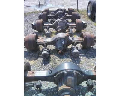 Eaton-Spicer 17060S Rear Axle Assembly