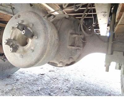 Eaton-Spicer 17060S Rear Axle Assembly
