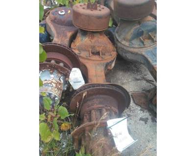 Eaton-Spicer 17060S Rear Axle Assembly