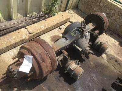 Eaton-Spicer 19060S Rear Axle Assembly