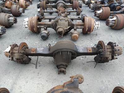Eaton-Spicer 19060S Rear Axle Assembly