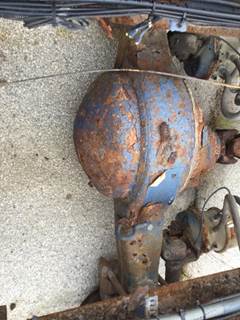 Eaton-Spicer 21060S Rear Axle Assembly