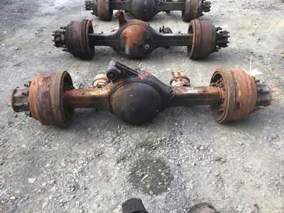 Eaton-Spicer 21060S Rear Axle Assembly
