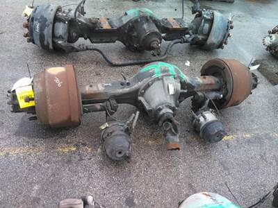 Eaton-Spicer 21060S Rear Axle Assembly