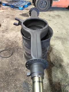 Eaton-Spicer 21060S Rear Axle Assembly