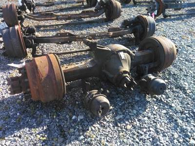 Eaton-Spicer 21060S Rear Axle Assembly