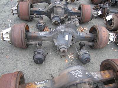 Eaton-Spicer 22060S Rear Axle Assembly