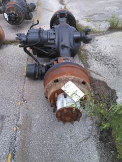 Eaton-Spicer D46170D Rear Axle Assembly