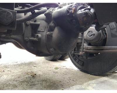 Eaton-Spicer DS404R355 Rear Axle Assembly