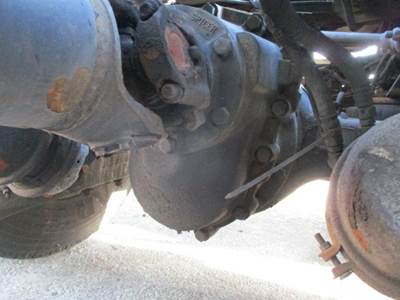 Eaton-Spicer DSP40 Rear Axle Assembly