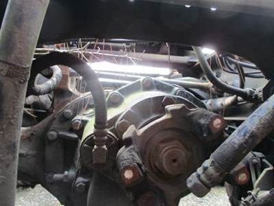 Eaton-Spicer DSP40 Rear Axle Assembly