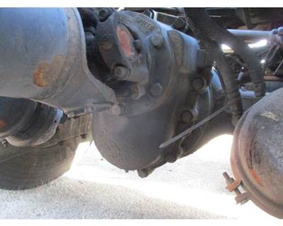 Eaton-Spicer DSP40 Rear Axle Assembly
