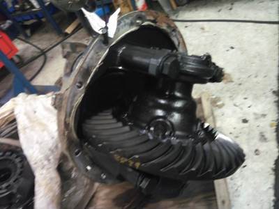 Eaton-Spicer R40155R264 Rear Axle Assembly