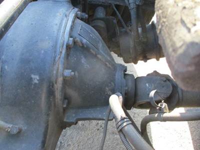 Eaton-Spicer RS404 Rear Axle Assembly