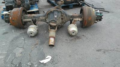 Eaton-Spicer RS404 Rear Axle Assembly