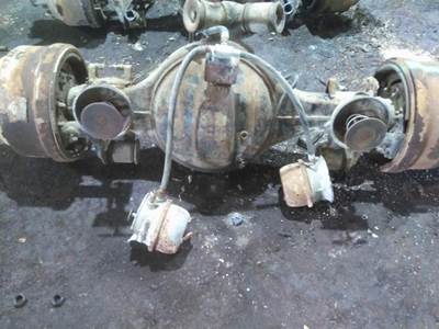 Eaton-Spicer RD461 Rear Axle Assembly