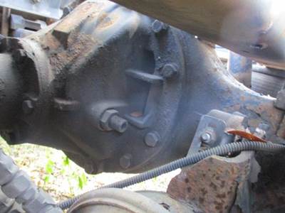 Eaton-Spicer RSP40 Rear Axle Assembly