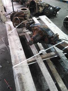 Eaton-Spicer S110 Rear Axle Assembly