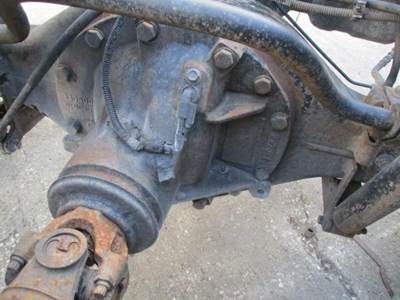 Eaton-Spicer S110L Rear Axle Assembly