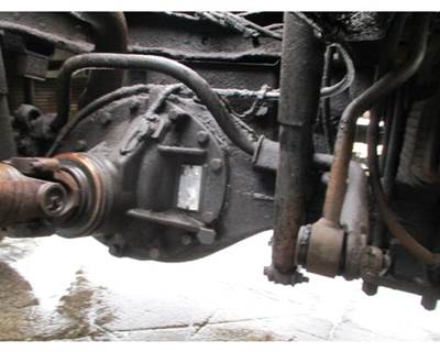 Eaton-Spicer S110L Rear Axle Assembly