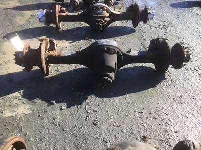 Eaton-Spicer S150S Rear Axle Assembly