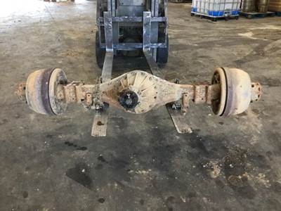 GMC Rear Axle Assembly for a GMC CANNOT BE IDENTIFIED