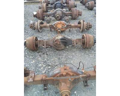 Isuzu 6CP Rear Axle Assembly