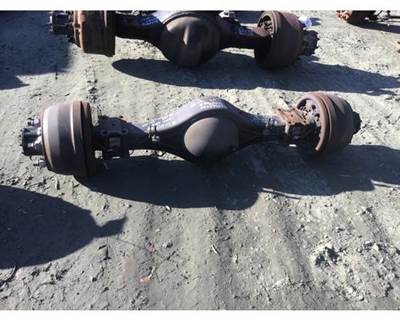 Isuzu 6CP Rear Axle Assembly