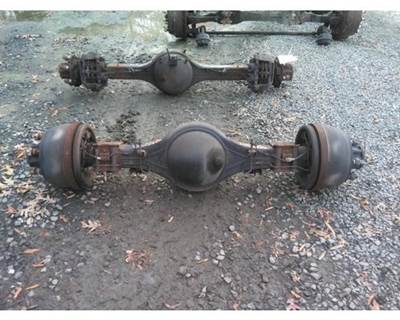 Isuzu 6CP Rear Axle Assembly