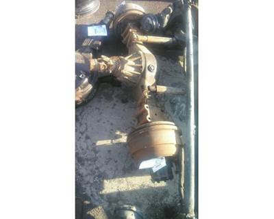 Isuzu R036 Rear Axle Assembly
