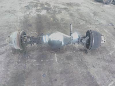 Isuzu R040 Rear Axle Assembly