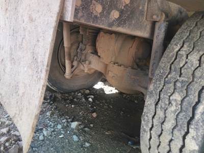 Mack CRD151 Rear Axle Assembly