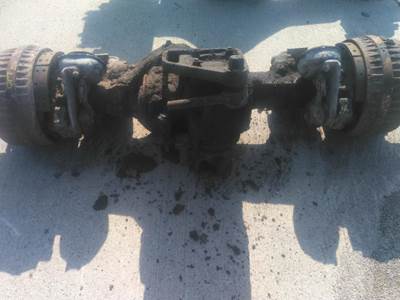 Mack CRD151 Rear Axle Assembly