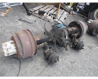 Meritor-Rockwell Rear Axle Assembly for a Meritor-Rockwell RS21145R529