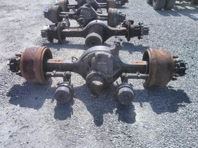 Meritor-Rockwell RS23161 Rear Axle Assembly