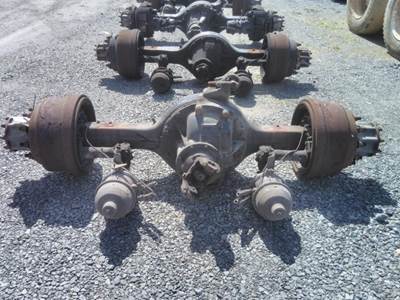 Meritor-Rockwell RS23161 Rear Axle Assembly