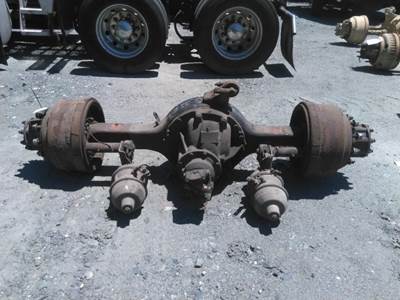 Meritor-Rockwell RS23161 Rear Axle Assembly
