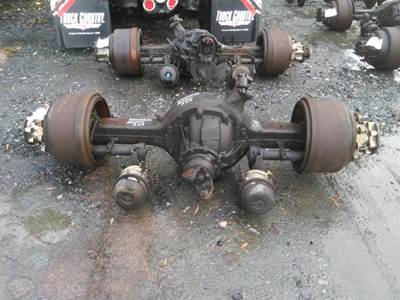 Meritor-Rockwell RS23161 Rear Axle Assembly