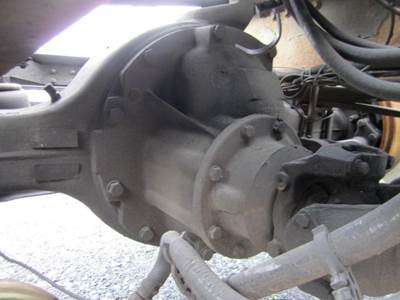 Meritor-Rockwell RS23161 Rear Axle Assembly