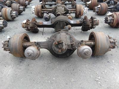 Meritor-Rockwell RS23161 Rear Axle Assembly