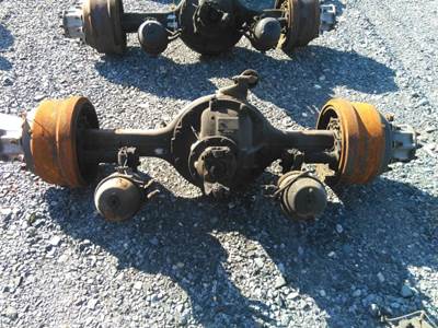 Meritor-Rockwell RS23161 Rear Axle Assembly
