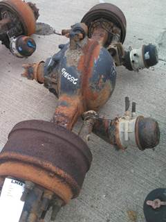 Meritor-Rockwell RS23180 Rear Axle Assembly