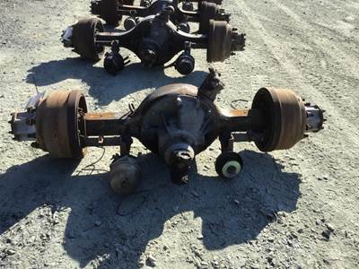 Meritor-Rockwell RS23186 Rear Axle Assembly