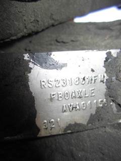 Meritor-Rockwell RS23186 Rear Axle Assembly